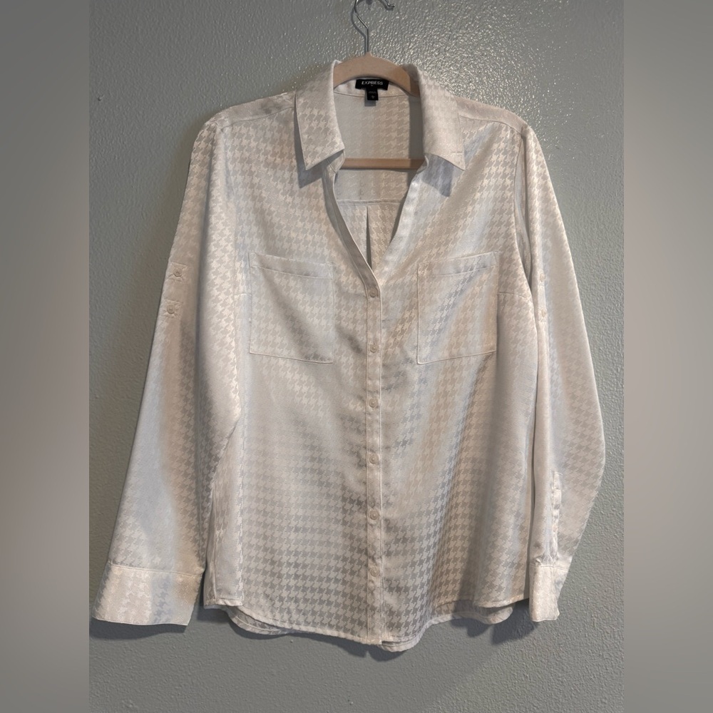 Express White Button-Up Shirt Large - Picture 6 of 7